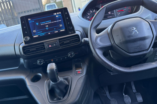 WhatsApp Image 2025-03-01 at 08.38.22 (4)