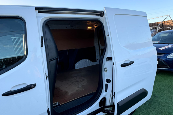 WhatsApp Image 2025-03-01 at 08.38.22 (5)